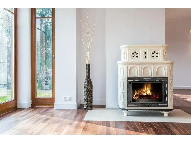 Focar pentru șemineu, Kawmet W9, material fontă, putere 9,8 KW, randament 66%, clasa energetică B, certificat EcoDesign. Garanție 5 ani!