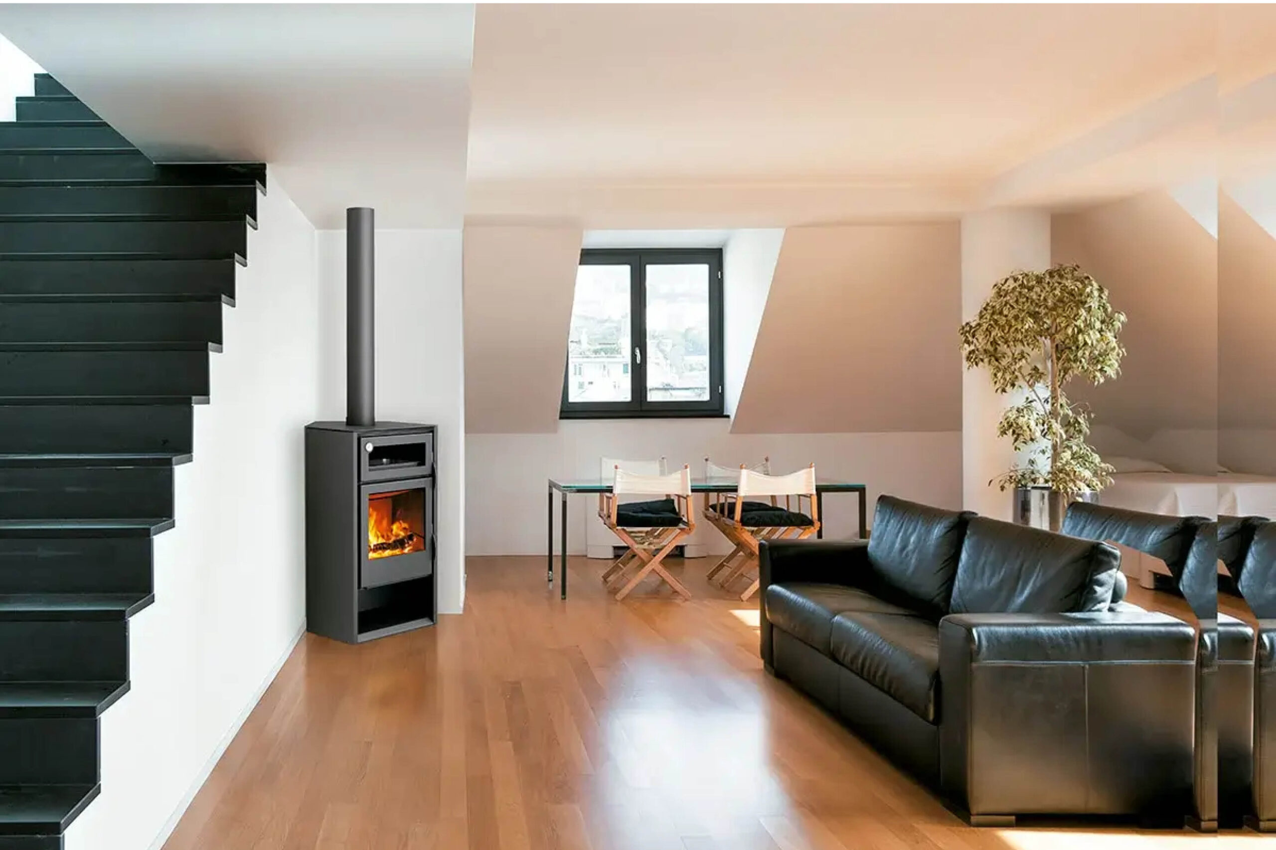 Sobă din oțel, Carbel HERMES, putere 8,7 KW, randament 88%, clasa energetică A+, certificat EcoDesign. Garanție 5 ani!