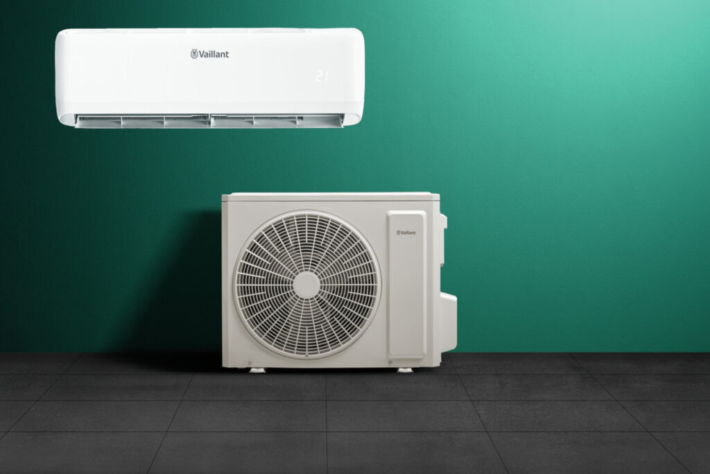 Aer condiționat Vaillant ClimaVAIR Pro, Inverter 12000 Btu, Wi-Fi, Clasa A++/A+, flux de aer 3D Aer condiționat Vaillant ClimaVAIR Pro, Inverter 12000 Btu, Wi-Fi, Clasa A++/A+, flux de aer 3D